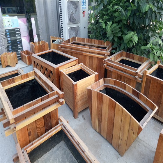 防腐木花箱.jpg