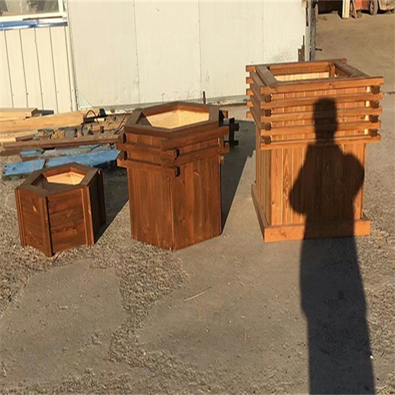 1680577937518698.jpg 防腐木花箱加工厂111.jpg